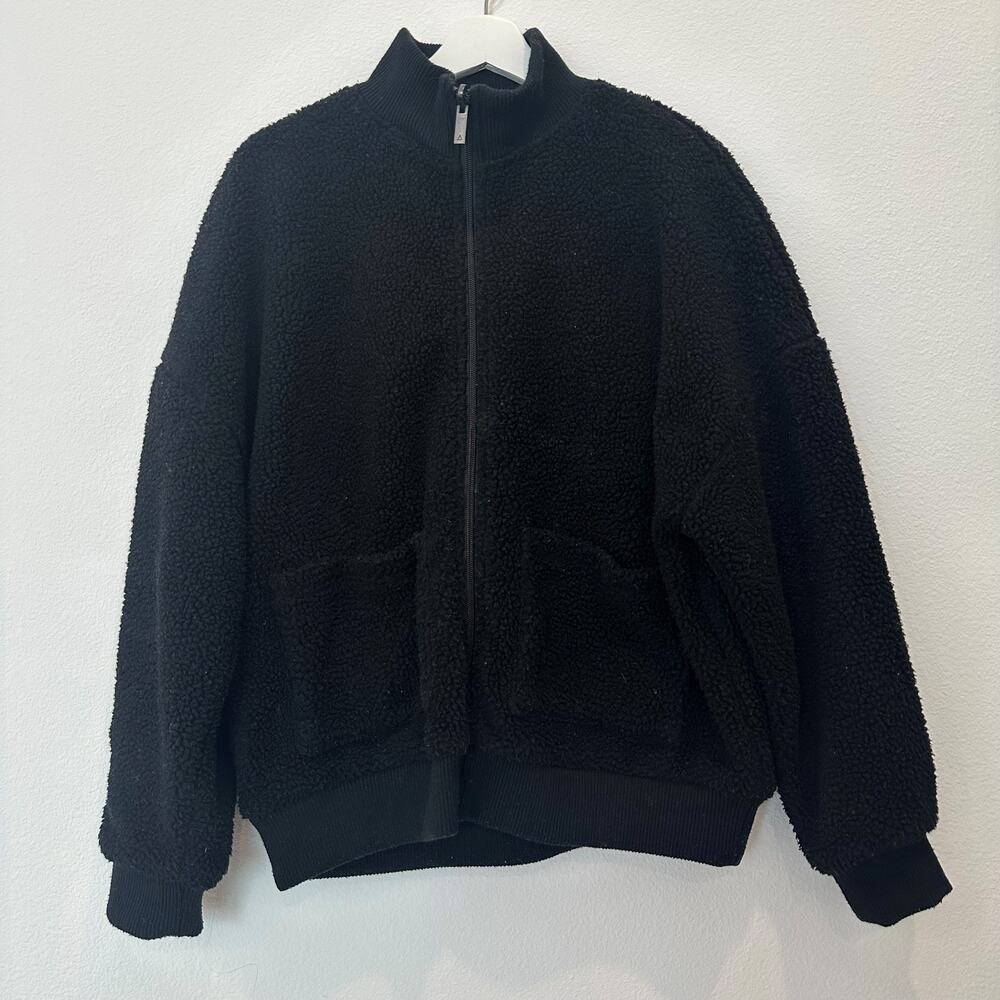 Alala Arcs reversible sherpa full zip bomber jacket large/XL